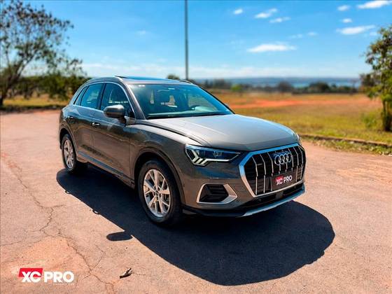 AUDI Q3 2.0 40 TFSI GASOLINA PERFORMANCE QUATTRO TIPTRONIC AUDI Q3 2.0 40 TFSI GASOLINA PERFORMANCE QUATTRO TIPTRONIC